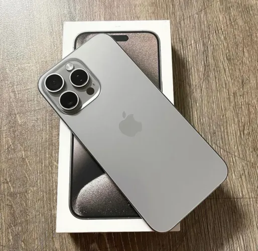 IPHONE 15 PRO MAX 256GB PROMOÇÃO DE CARNAVAL, LOJA NO RIOMAR, ACEITAMOS O SEU USADO.