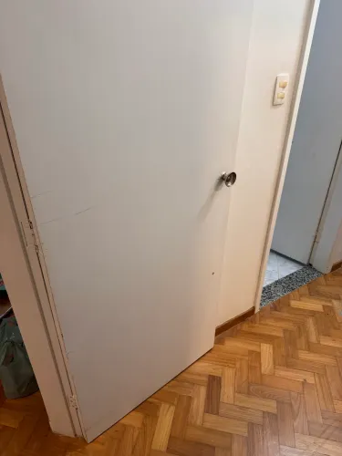 Vendo porta madeira sólida - 72cm