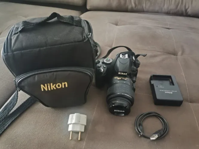 Nikon D3100<br>Carregador<br>Bag<br>Lente 18-55 mm<br><br>1800,00