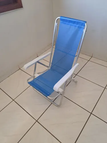 Vendo Cadeira de praia MOR- 8 posições 