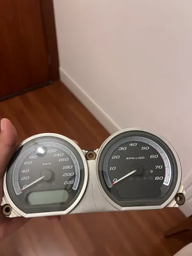 Painel original de street glide ULTRA motor m8 harley davidson