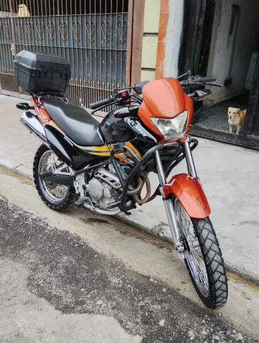 Vendo Falcon 2001