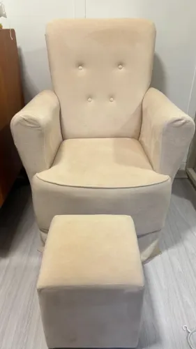 Poltrona de amamentação.