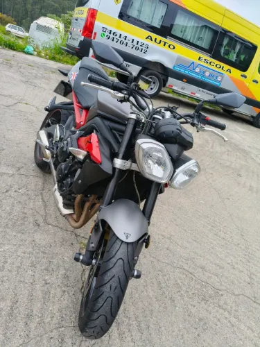 Street triple R 2016 apenas 14 mil km