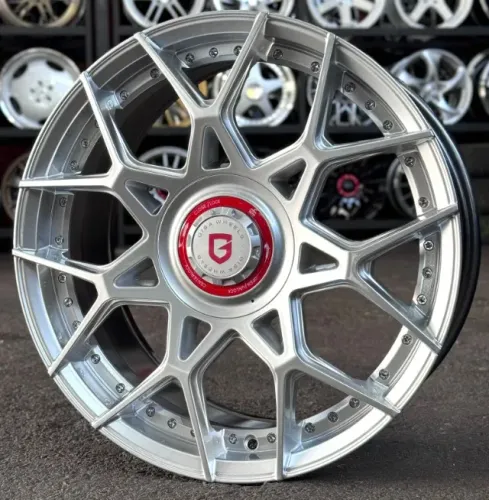 Rodas aro 18 Gisa tala 8 furação 5x112