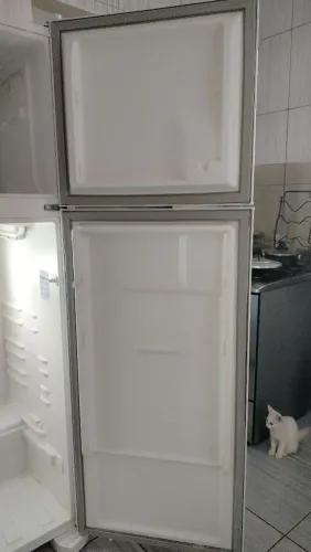 Geladeira Eletrolux