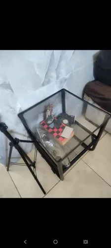 Par mesinhas ferro e vidro