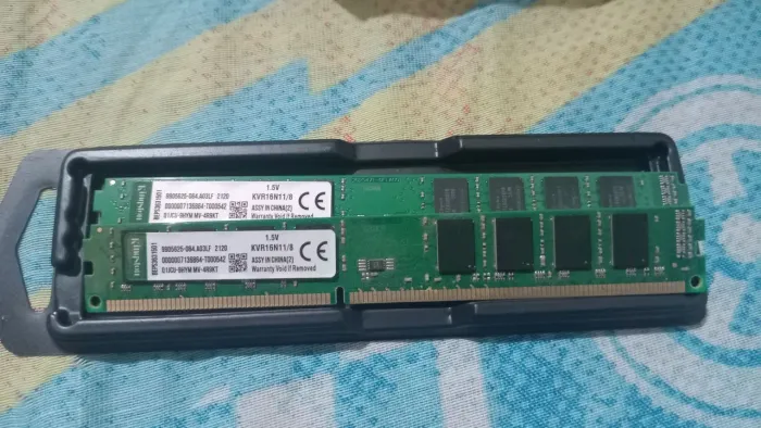 Memoria ram kingston ddr3 16gb 2 pentes de 8 1600 mhz