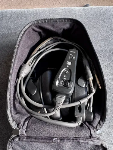Fone Bose A20 - Bluetooth - Dual Plug