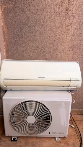 AR CONDICIONADO SPLIT INVERTER 9000BTUS