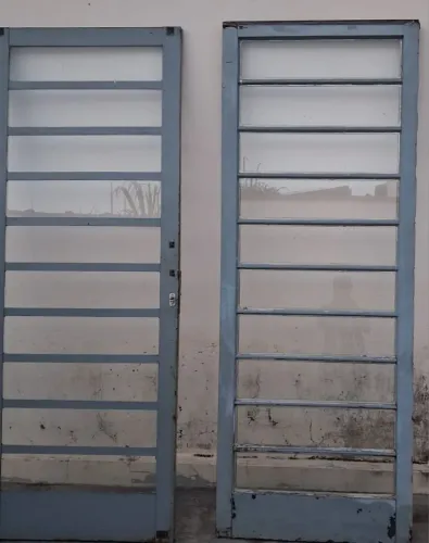 2 FOLHAS DE PORTA DE CORRER DE VIDRO