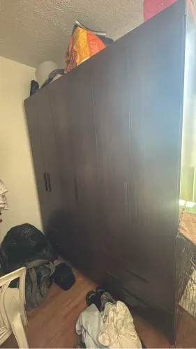 Guarda roupa 6 portas