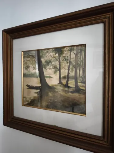 Quadro4 Pintura retrata paisagem serena à beira de um rio