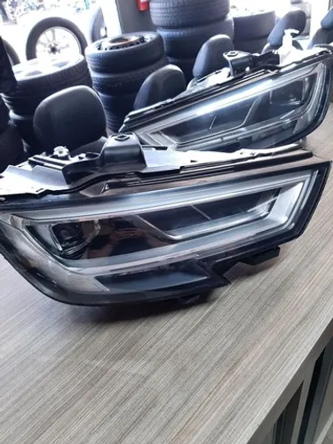 Faróis Audi A3 2020 Usado original, Sem detalhesm, loja @audicarautopeças