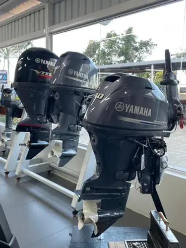 Motores, canoas e Lanchas para pesca