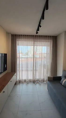 Cortinas de vários tipos sob medida