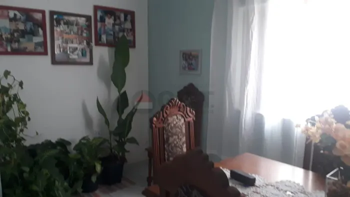 Casa à venda em Sorocaba-SP, Vila Assis: 3 quartos, 1 suíte, 1 sala, 2 banheiros, 3 vagas,