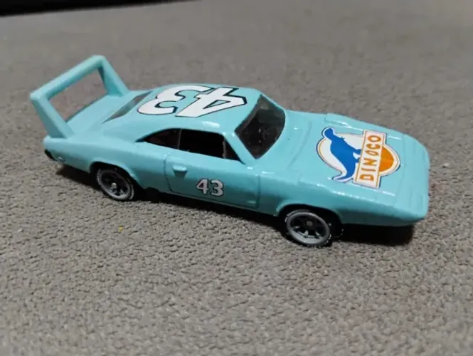 Hot Wheels Dodge Charger Daytona - Custom - Leia a descrição
