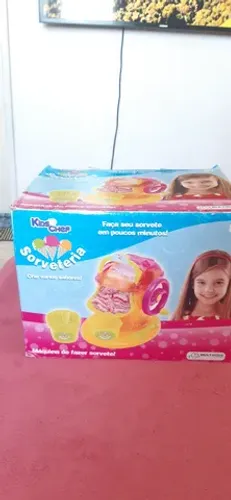 Sorveteria Kids Chef multikids nova na caixa.