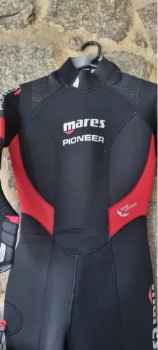 Roupa de Mergulho Feminino neoprene 5mm c/ touca