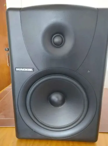 Minitor Mackie MR8(1 caixa)