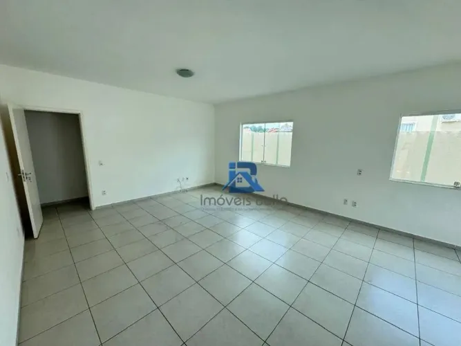 Casa com 3 dormitórios para alugar, 165 m² por R$ 4.846,26/mês - Condomínio Itatiba Countr