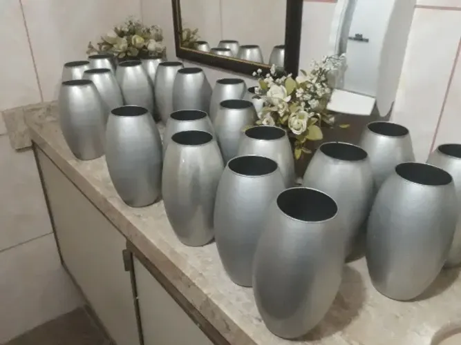 vasos prateados de vidro para decoração festas
