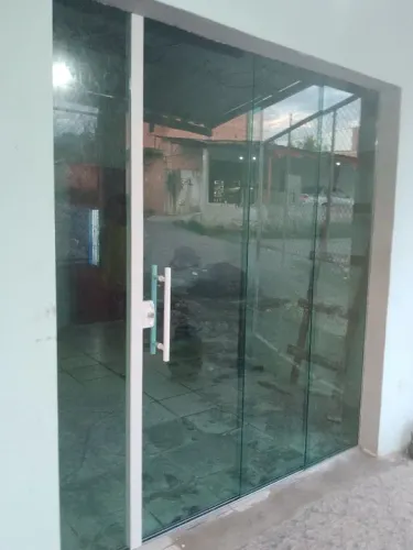 Faça sua manutenção e estalação EC vidraçaria