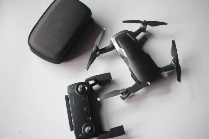 Drone: Dji Mavic air 2018