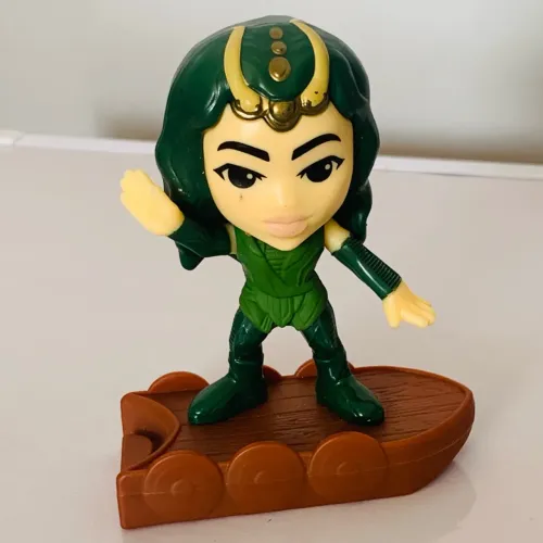 Boneca Mantis - Thor amor e trovão - mc donalds filme cinema miniatura vingadores