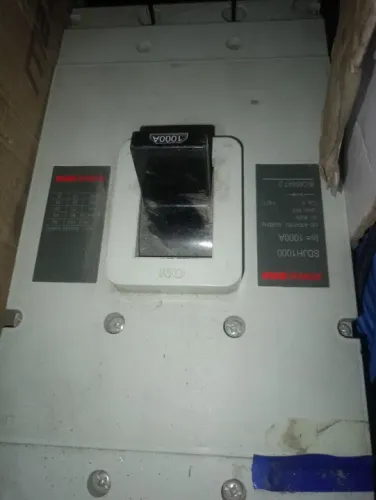 Vendo disjuntor stek 1000A