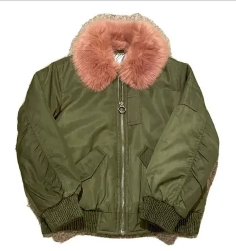 Jaqueta Bomber Verde com Gola de Pele Rosa Infantil