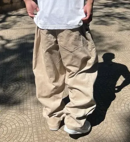 Calça Baggy Veludo Cotelê - OFF WHITE