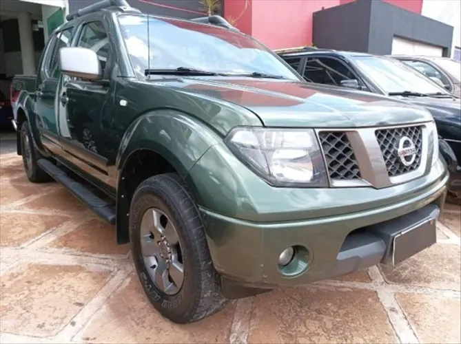 NISSAN FRONTIER 2.5 LE Attack 4X4 CD Turbo Eletron
