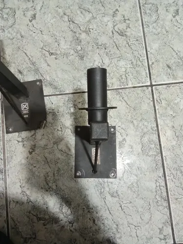 2 suportes de Parede para CAIXA DE SOM 