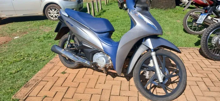 VENDO BIZ +COMPLETA UNICA DONA DOC, EM DIAS  MAIS INFORMACOES ZAP * 