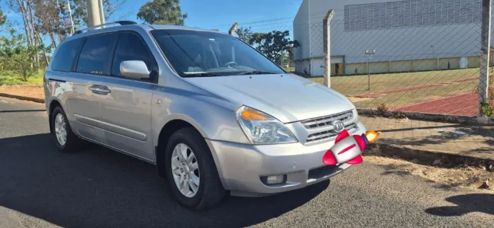 Kia Motors Carnival EX 3.8 V6 24V 242cv Aut. 2009
