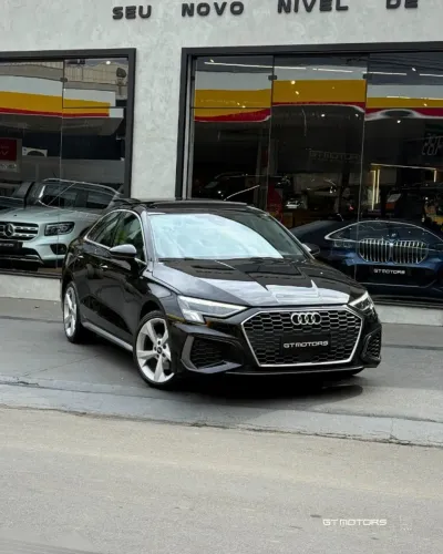 Audi A3 Sed. Perform. Black 2.0 TFSI S-tronic 2023