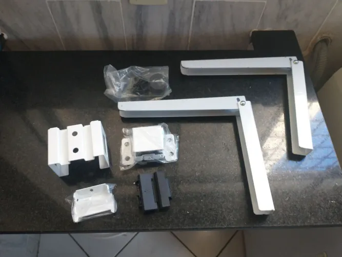 Suporte e cantoneira 