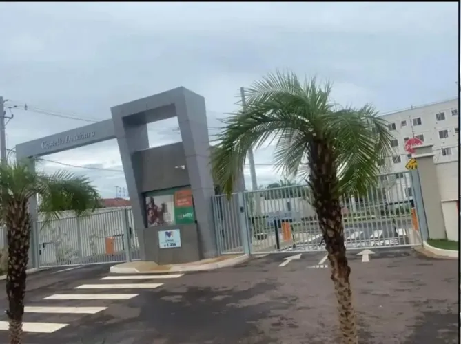 Apartamento com 2 quartos no Jardim Leblon