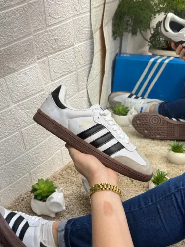 Tenis esportivo