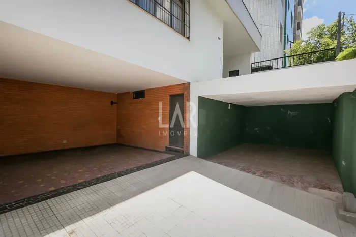 Casa à venda, 4 quartos, 1 suíte, 4 vagas, Nova Suíssa - Belo Horizonte/MG