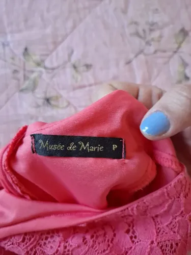 vestido de renda rosa pink