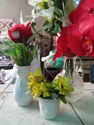 3 Vasos com arranjos R$50