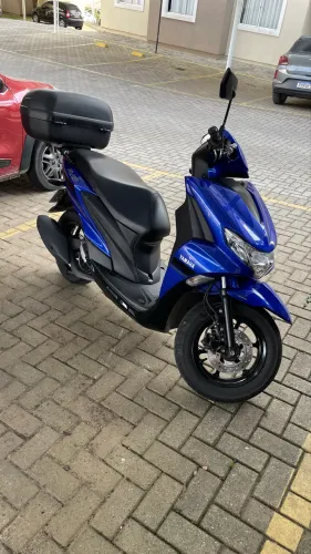 Scooter impecável  - Fluo 125 ABS