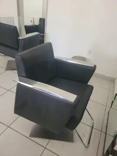 Vendo estrutura de salão