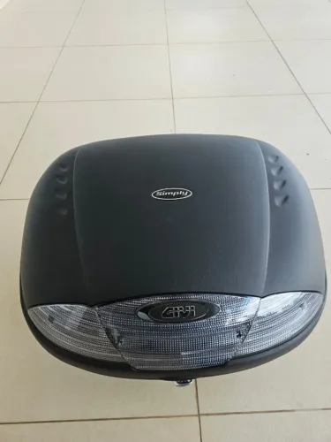 Baú Givi Fumê Monolock Simply E450nt 45 Litros