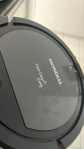 Robô limpa e passa pano 