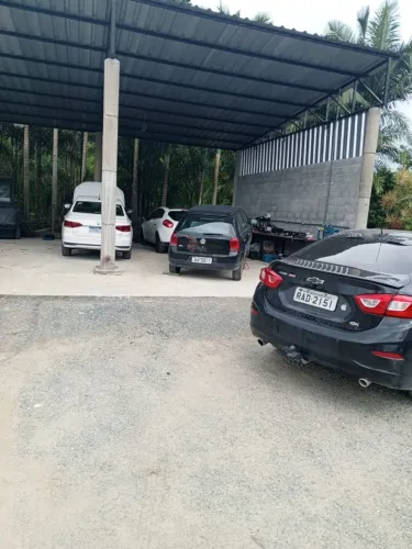 Alugo Galpão com ótimo espaço e localização , wts *.