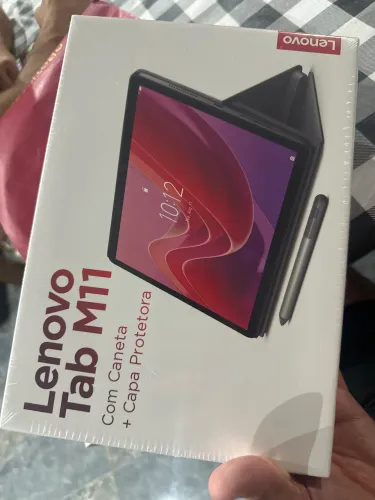 Tablet lacrado com caneta e capa protetora